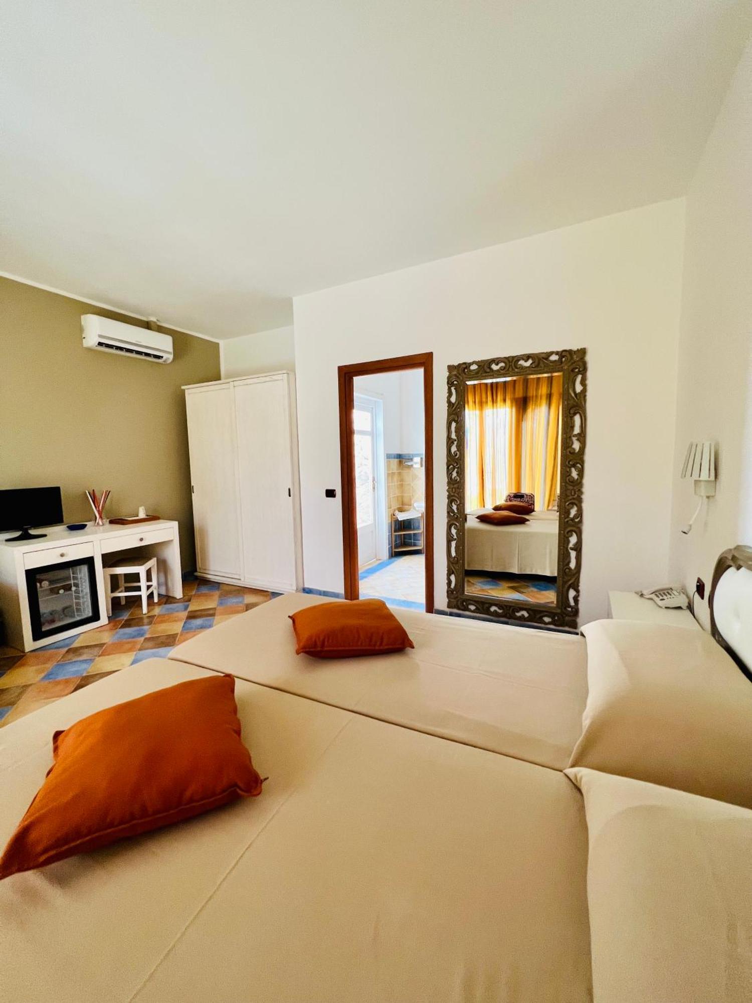 Cupola Bianca Resort Đảo Đảo Lampedusa Ngoại thất bức ảnh